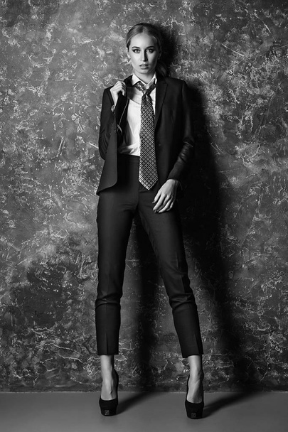 Business lady in a business suit. Black and White - Fotó, kép