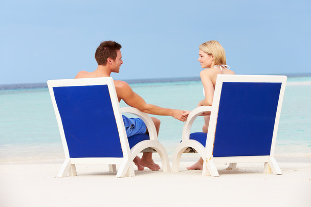 Couple On Beach Relaxing In Chairs - Zdjęcie, obraz