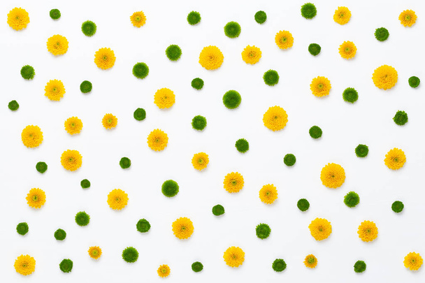 Flowers composition. Pattern made of yellow flowers on white bac - Valokuva, kuva
