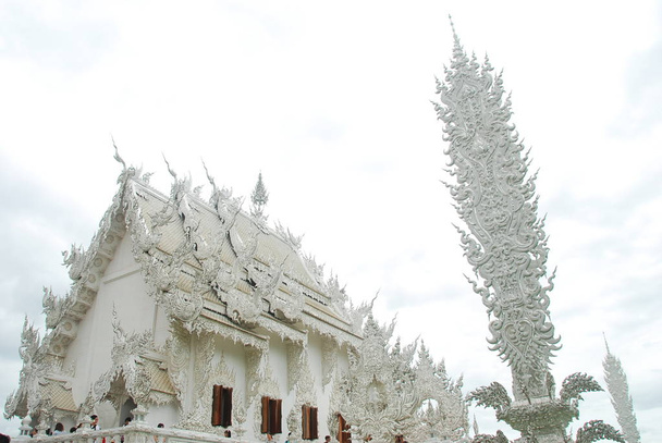 Wat Rong Khun alias de witte tempel in Chiang Rai, Thailand  - Foto, afbeelding