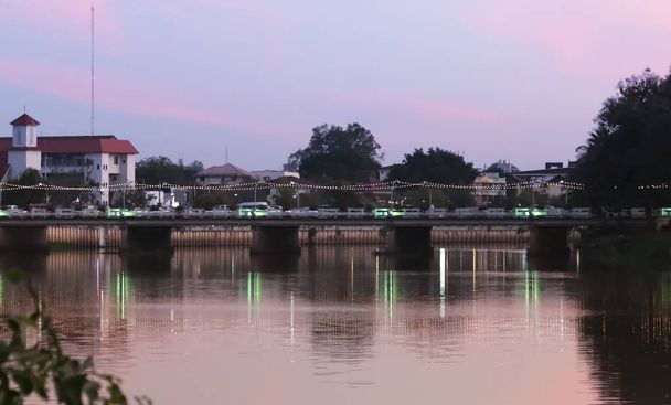 Gabriela most odrazy Shot, Chiang Mai, Thajsko - Fotografie, Obrázek