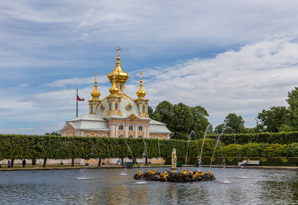 Church building of the Great Peterhof Palace. Russia. - Zdjęcie, obraz
