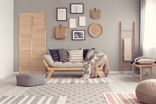 Fashionable scandinavian living room interior design, natural accents concept - Foto, Imagem