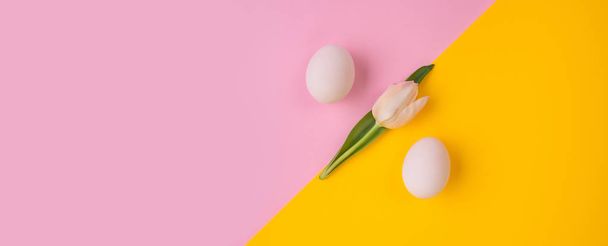 Signo de huevos de flor. Concepto Pascua
. - Foto, Imagen