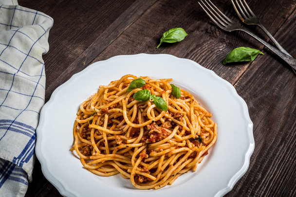 Pasta espaguetis boloñesa
 - Foto, imagen