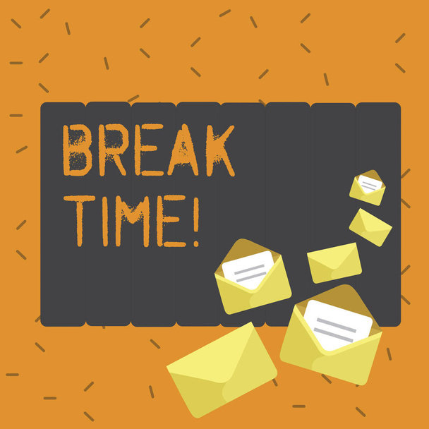 A escrever uma nota a mostrar o Break Time. Business photo showcasing Momento para parar de trabalhar Relaxe Pausa
. - Foto, Imagem
