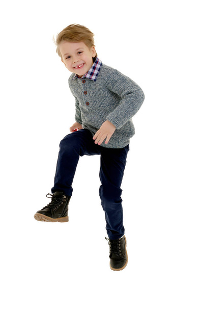 Little boy jumping - Φωτογραφία, εικόνα