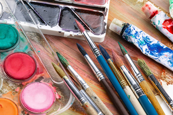 Paint brushes and paints for drawing. - 写真・画像