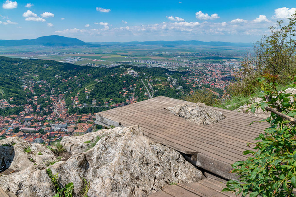 Přehled z Brašova, při pohledu z Tampy Mountain, Brasov, Rumunsko - Fotografie, Obrázek