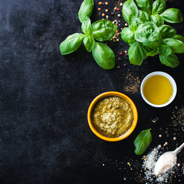 Food background with ingredients for pesto - Foto, imagen