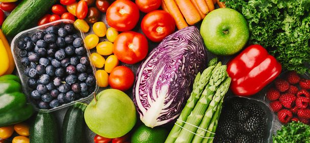 Diverse verdure gustose su sfondo ruvido
 - Foto, immagini