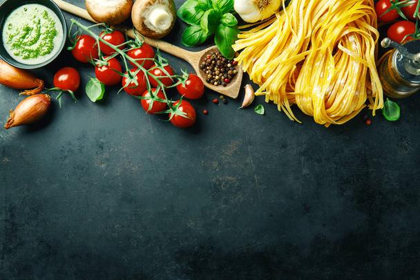 Italian food background on dark - Foto, immagini
