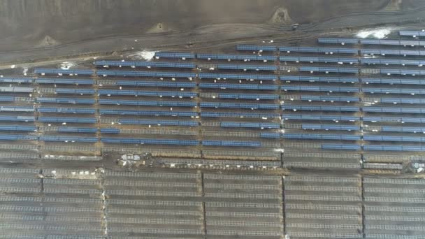 Budowa elektrowni słonecznej - Materiał filmowy, wideo
