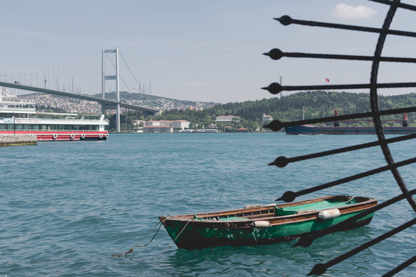 fishing boats in Bosphorus - Valokuva, kuva