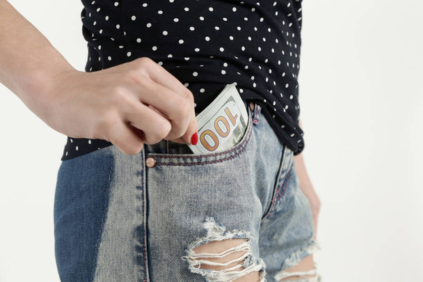 Money in the pocket - Foto, immagini