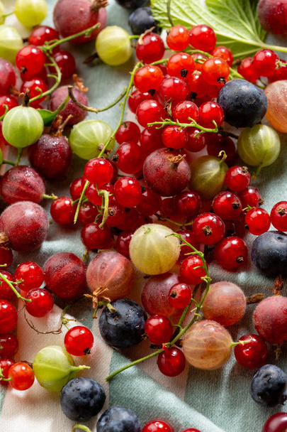 Fresh berry mix above - Фото, изображение