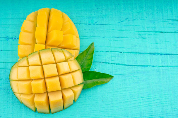 Exotické lahodné zralé mango - Fotografie, Obrázek
