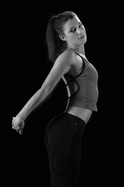 młoda kobieta fitness - Zdjęcie, obraz