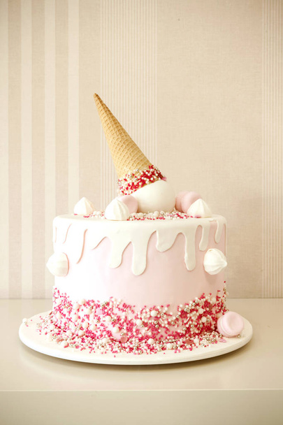 Торт морозиво
 - Фото, зображення