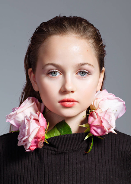 portrait of little model girl in studio - 写真・画像