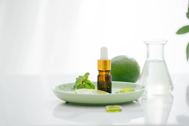Aceite de aroma de naranja para aromaterapia
 - Foto, imagen