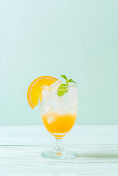 orange juice with soda - 写真・画像