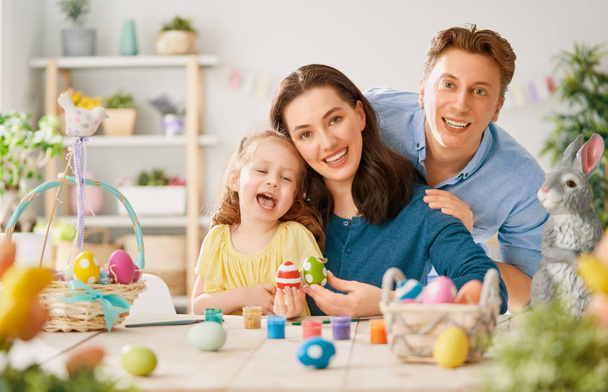 Family preparing for Easter - Φωτογραφία, εικόνα