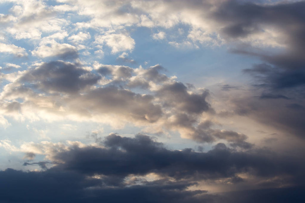 beautiful sky with clouds at dawn - Foto, immagini