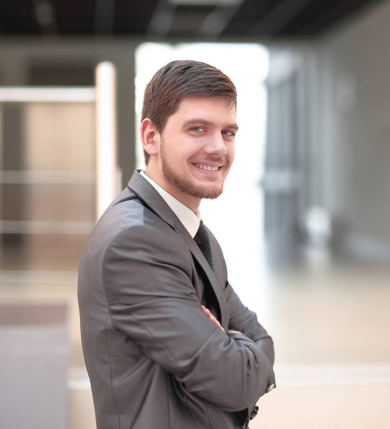 modern successful businessman on background of office - Fotó, kép