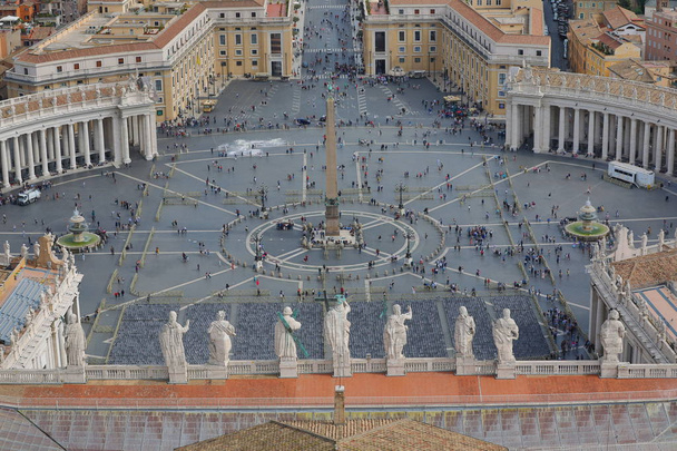 Roma, İtalya. ünlü saint peter's Meydanı şehrin Vatikan ve havadan görünümü. - Fotoğraf, Görsel