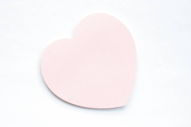 Heart shaped sticky notes - Valokuva, kuva