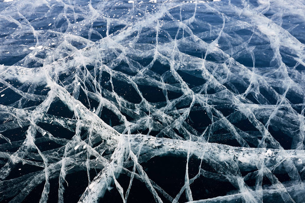 ice and cracks on the surface of Lake Baikal, Winter - Foto, immagini