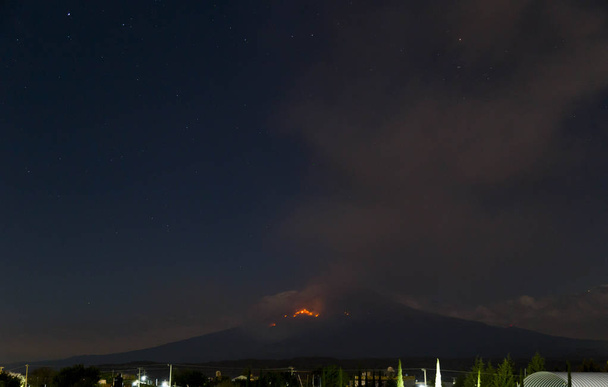 Puebla Mexikó-március 18, 2019 Popocatepetl Vulkán kitörés - Fotó, kép