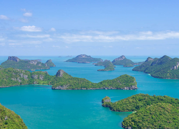 Escena de belleza del Parque Nacional Mu Ko Ang Thong, isla en Tailandia
 - Foto, imagen