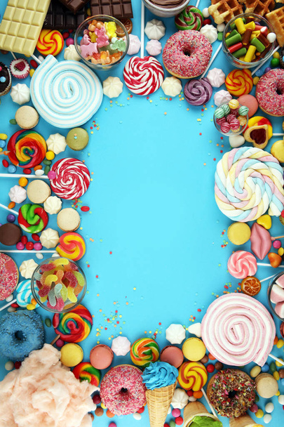 caramelle con gelatina e zucchero. colorata gamma di diversi bambini
 - Foto, immagini