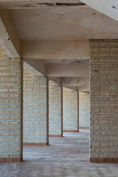 Arrière-plan de la rangée de murs séquentiels en briques de pierre
 - Photo, image