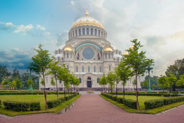  Naval Cathedral of Saint Nicholas in Kronstadt near Saint-Petersburg - Photo, Image