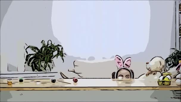 Pequeño niño jugando con orejas de conejo en la cabeza se esconde debajo de la mesa de madera, llena de decoraciones de Pascua. Linda chica está mirando hacia fuera con su padre divertido. Thery Rush en un gran abrazo al final
 - Imágenes, Vídeo