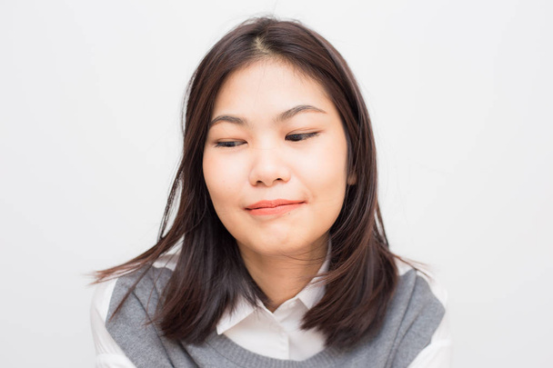 Portréja mosolygó gyönyörű ázsiai nők fehér háttér - Fotó, kép