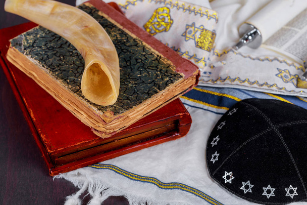 Свята Jewesh з kippah і talith - Фото, зображення