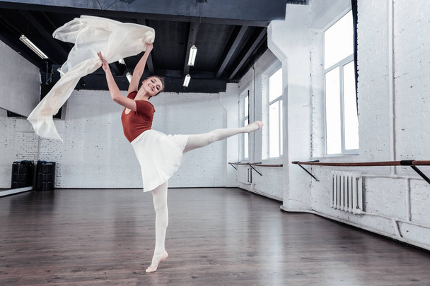 Beautiful young female ballet dancer feeling freedom - Foto, Bild
