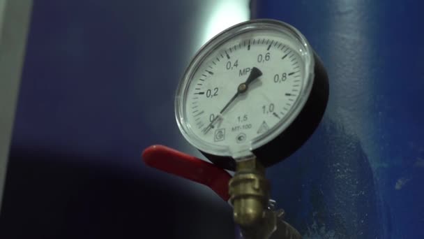 Měřič tlaku vody - Záběry, video
