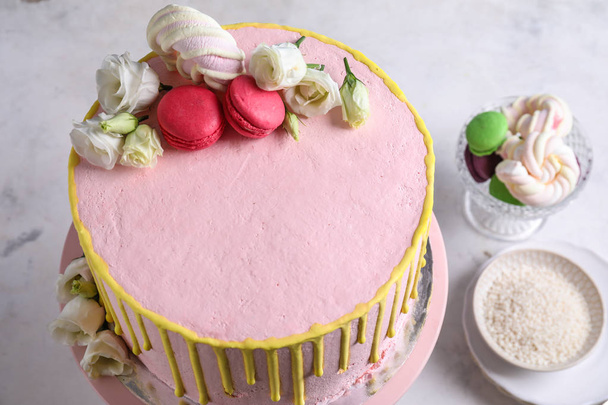 Tasty cake on table, closeup - Фото, зображення