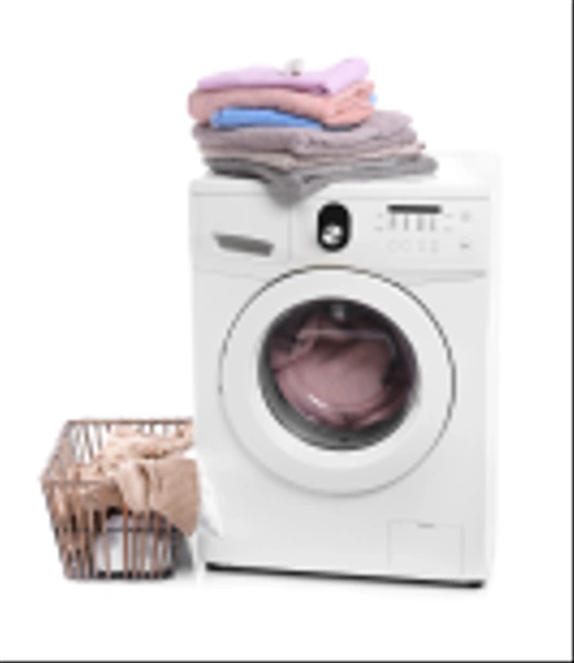 Moderne wasmachine en Wasserij op witte achtergrond - Foto, afbeelding