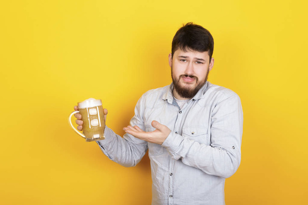 man with beer  - Photo, Image