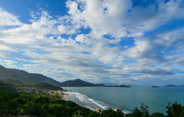 トラン, ベトナムの海の絵 - 写真・画像