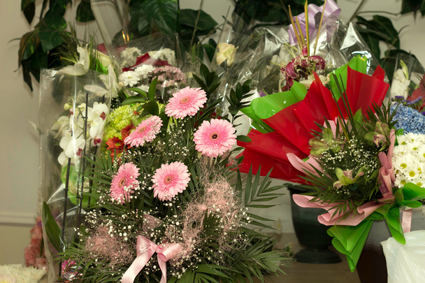 Ramos festivos de flores
 - Foto, imagen
