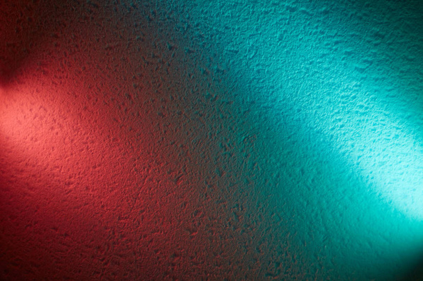 Lumière turquoise et rose des lanternes diviser le fond en deux parties
 - Photo, image