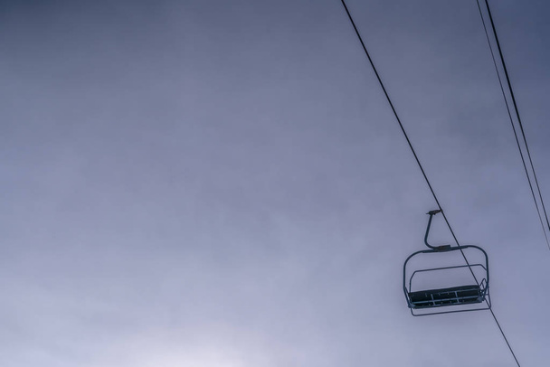 Empty chair lift against sky in Park City Utah - Foto, immagini