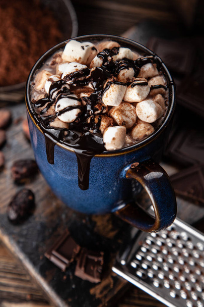 чашка горячего шоколада - Фото, изображение